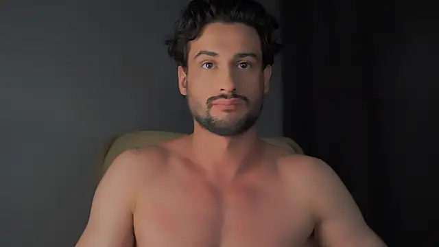 Snapshot of Keen___Luckystrike chatting on December 19, 2024, 3:30 pm Keen Luckystrike online show from December 19, 2024, 3:30 pm