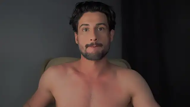 Snapshot of Keen___Luckystrike chatting on December 19, 2024, 6:34 pm Keen Luckystrike online show from December 19, 2024, 6:34 pm