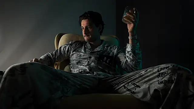 Snapshot of Keen___Luckystrike chatting on February 5, 2025, 6:59 pm Keen Luckystrike online show from February 5, 2025, 6:59 pm