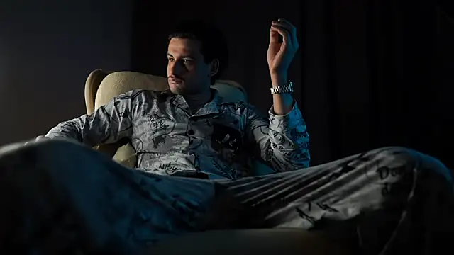 Snapshot of Keen___Luckystrike chatting on February 5, 2025, 10:01 pm Keen Luckystrike online show from February 5, 2025, 10:01 pm