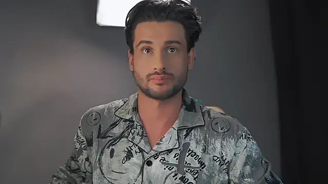 Snapshot of Keen___Luckystrike chatting on February 16, 2025, 3:26 am Keen Luckystrike online show from February 16, 2025, 3:26 am