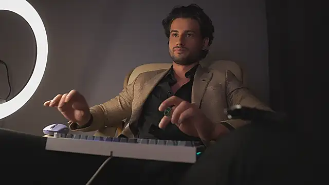 Snapshot of Keen___Luckystrike chatting on March 4, 2025, 2:06 am Keen Luckystrike online show from March 4, 2025, 2:06 am