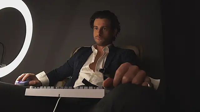 Snapshot of Keen___Luckystrike chatting on March 9, 2025, 3:01 am Keen Luckystrike online show from March 9, 2025, 3:01 am