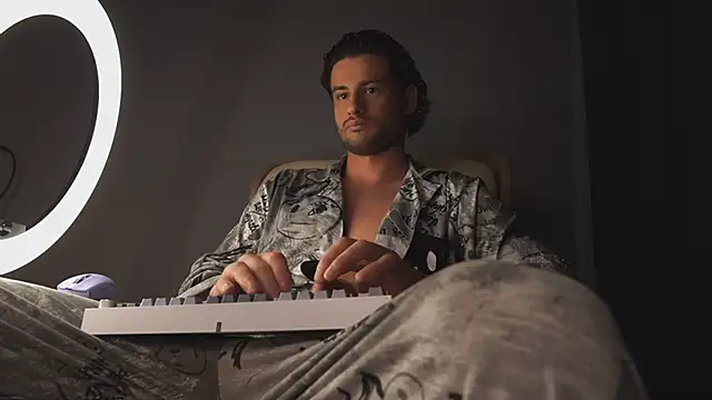 Snapshot of Keen___Luckystrike chatting on March 10, 2025, 12:26 pm Keen Luckystrike online show from March 10, 2025, 12:26 pm