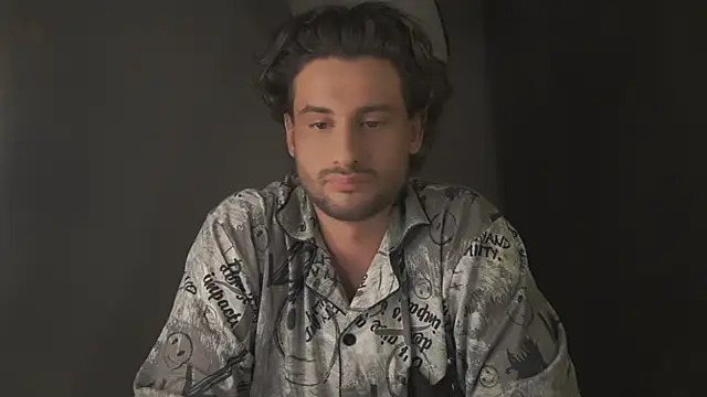 Snapshot of Keen___Luckystrike chatting on March 17, 2025, 1:03 am Keen Luckystrike online show from March 17, 2025, 1:03 am