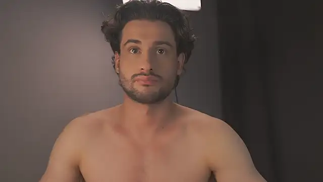 Snapshot of Keen___Luckystrike chatting on March 18, 2025, 7:31 pm Keen Luckystrike online show from March 18, 2025, 7:31 pm