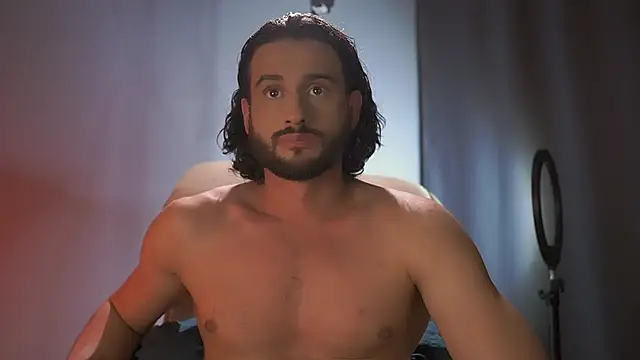 Snapshot of Keen___Luckystrike chatting on October 7, 2025, 3:31 pm Keen Luckystrike online show from October 7, 2025, 3:31 pm