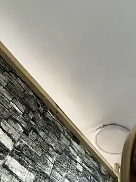 tinker exotic 1 online show from March 13, 2025, 11:49 pm