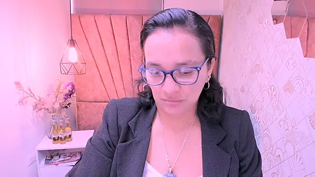 Snapshot of MarilynMiilf_ chatting on September 8, 2025, 7:13 pm MarilynMiilf online show from September 8, 2025, 7:13 pm