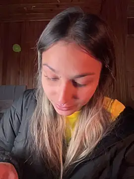 AliceStone19 online show from June 19, 2026, 5:28 pm