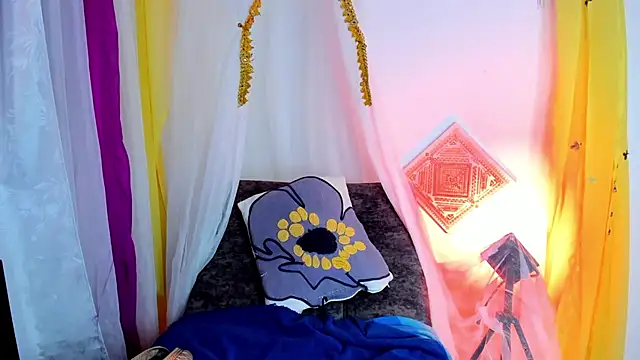 Snapshot of sophiaamethystt chatting on November 13, 2025, 4:39 pm sophiaamethystt online show from November 13, 2025, 4:39 pm