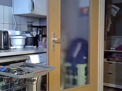 Snapshot of dragon77chelsi chatting on November 30, 2025, 5:06 pm dragon77chelsi online show from November 30, 2025, 5:06 pm