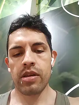 EuphoriaBoys online show from May 5, 2026, 9:50 am
