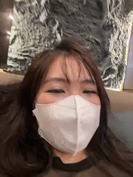 Onee-Chew online show from April 3, 2026, 5:49 am