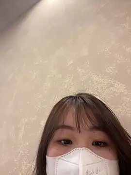 Snapshot of Onee-Chew chatting on April 12, 2026, 4:50 am Onee-Chew online show from April 12, 2026, 4:50 am