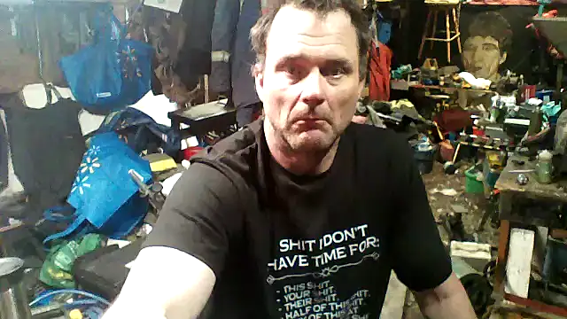 Snapshot of DoDge3088 chatting on March 19, 2026, 9:24 am DoDge3088 online show from March 19, 2026, 9:24 am