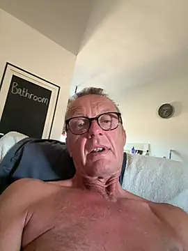 Snapshot of kempsilk chatting on June 28, 2026, 5:08 pm kempsilk online show from June 28, 2026, 5:08 pm