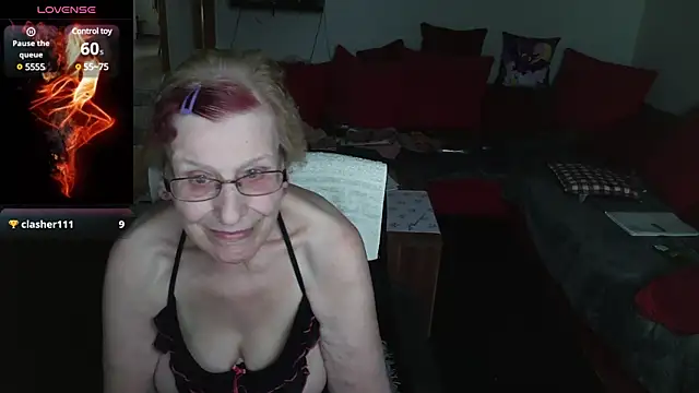 HeisseomaOriginal online show from February 23, 2025, 8:17 am