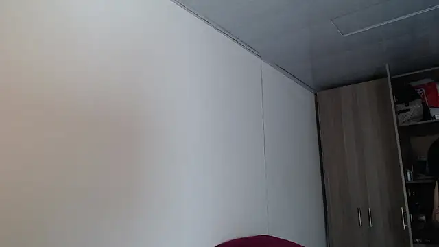 Snapshot of Selene93 chatting on October 4, 2025, 7:56 pm Selene93 online show from October 4, 2025, 7:56 pm