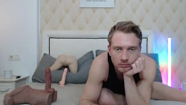 Snapshot of redheadxxl chatting on March 13, 2026, 4:35 pm redheadxxl online show from March 13, 2026, 4:35 pm