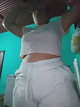 Snapshot of ValeriaSantos- chatting on July 10, 2026, 1:10 am ValeriaSantos- online show from July 10, 2026, 1:10 am
