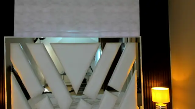 Linda4Petite online show from February 6, 2026, 6:11 pm