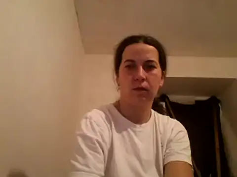 Snapshot of Tamilashaa chatting on December 18, 2024, 6:14 pm Tamilashaa online show from December 18, 2024, 6:14 pm