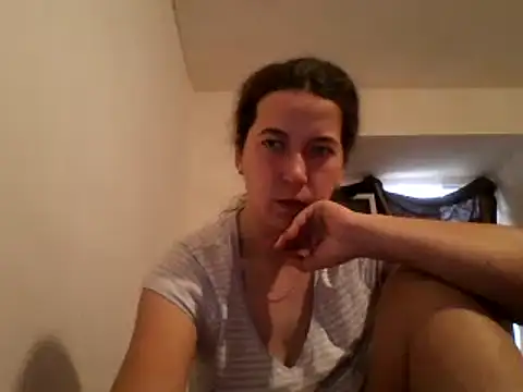 Snapshot of Tamilashaa chatting on January 7, 2025, 7:10 am Tamilashaa online show from January 7, 2025, 7:10 am