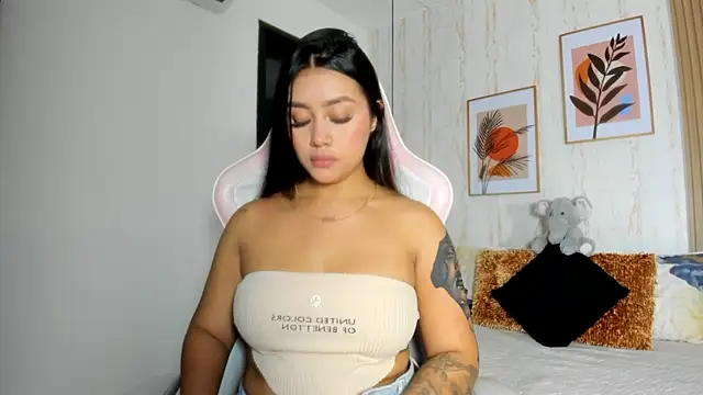 CameronCollins  online show from January 28, 2025, 7:53 pm