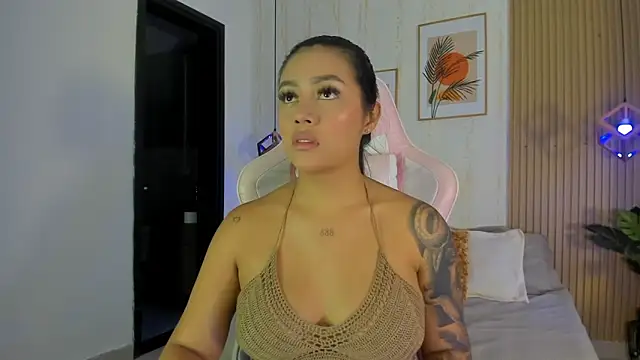 CameronCollins  online show from January 6, 2026, 7:39 pm