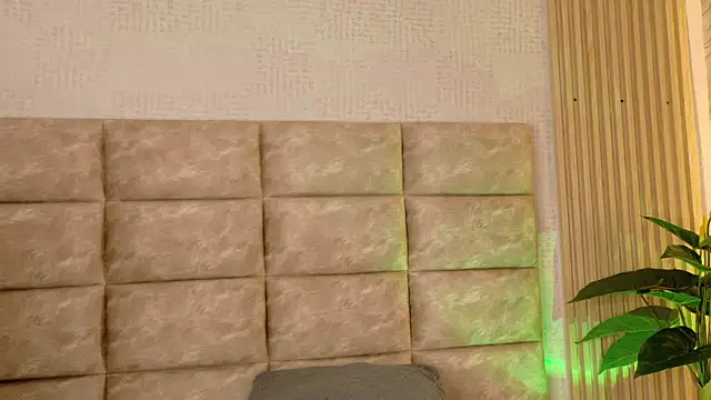 Snapshot of CameronCollins_ chatting on May 12, 2026, 7:11 pm CameronCollins online show from May 12, 2026, 7:11 pm