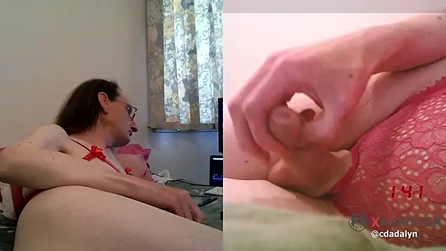 Snapshot of CDAdalyn chatting on December 15, 2024, 3:13 am CDAdalyn online show from December 15, 2024, 3:13 am