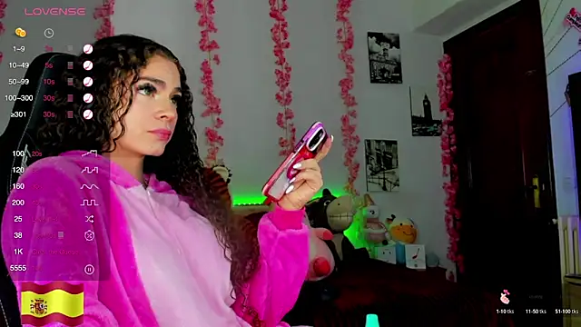 gabrielatafur  online show from March 13, 2025, 6:26 am