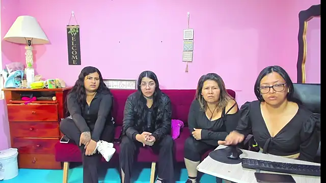 lesbiancuple online show from November 14, 2025, 1:54 pm