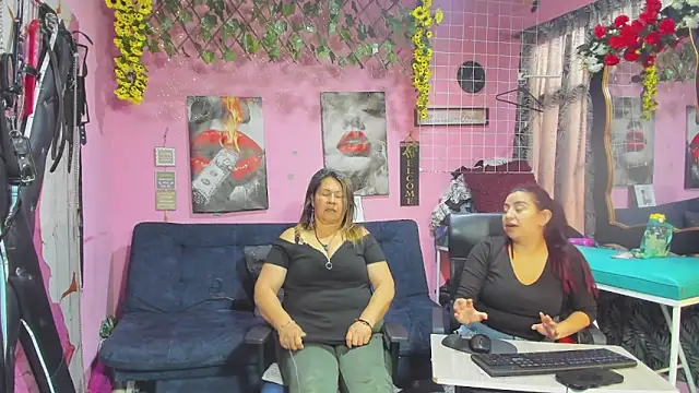 Snapshot of lesbiancuple chatting on May 30, 2026, 12:24 pm lesbiancuple online show from May 30, 2026, 12:24 pm