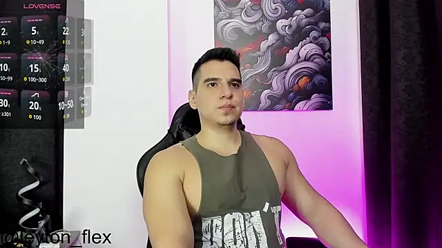 Snapshot of leyton_flex chatting on May 17, 2026, 8:38 pm leyton flex online show from May 17, 2026, 8:38 pm