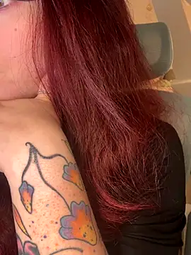 Snapshot of LunaMoongirl chatting on November 20, 2025, 5:45 pm LunaMoongirl online show from November 20, 2025, 5:45 pm