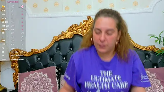 KarinaNoir online show from April 30, 2026, 2:40 am