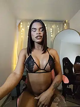 Snapshot of _diamondpamela chatting on June 26, 2026, 4:39 am diamondpamela online show from June 26, 2026, 4:39 am
