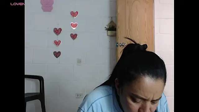 Snapshot of Dulce_Anita chatting on June 25, 2026, 4:00 pm Dulce Anita online show from June 25, 2026, 4:00 pm