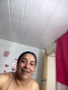 Snapshot of Dulce_Anita chatting on July 2, 2026, 6:58 pm Dulce Anita online show from July 2, 2026, 6:58 pm