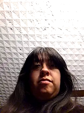 AriannaPena online show from November 24, 2025, 10:42 pm