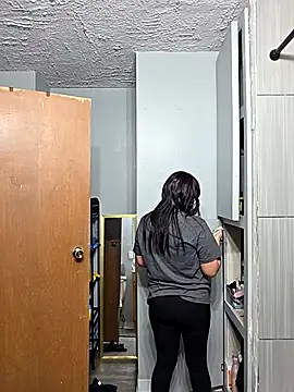 AriannaPena online show from November 30, 2025, 12:03 am