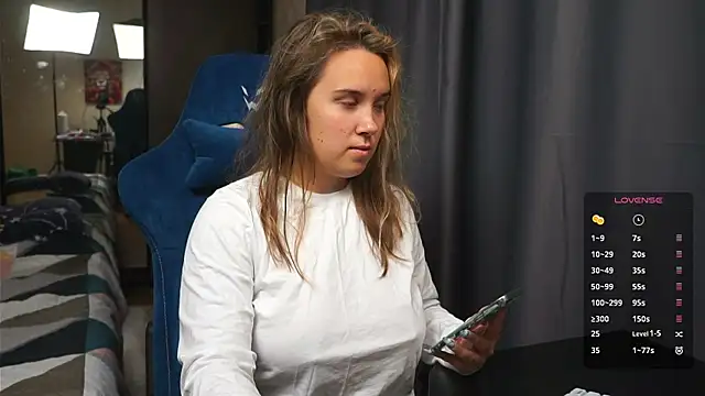 Snapshot of Sandra_SW_ chatting on October 15, 2025, 6:46 am Sandra SW online show from October 15, 2025, 6:46 am