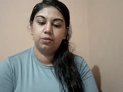 bellachow10 online show from July 15, 2026, 8:19 am