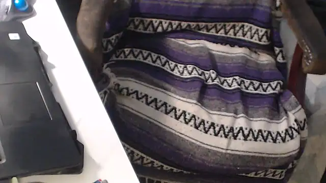 Snapshot of QueenDenizeAndTheCaptain chatting on September 14, 2025, 4:06 pm QueenDenizeAndTheCaptain online show from September 14, 2025, 4:06 pm