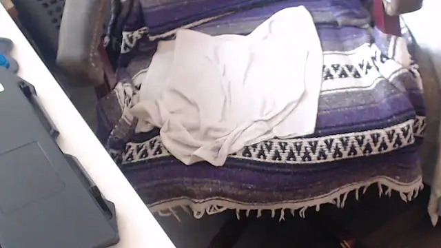 Snapshot of QueenDenizeAndTheCaptain chatting on September 22, 2025, 4:31 pm QueenDenizeAndTheCaptain online show from September 22, 2025, 4:31 pm