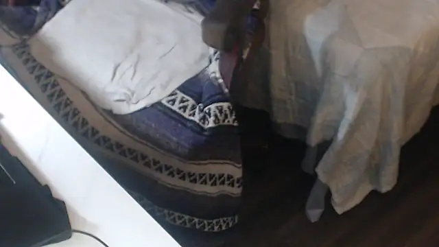 Snapshot of QueenDenizeAndTheCaptain chatting on October 3, 2025, 5:59 am QueenDenizeAndTheCaptain online show from October 3, 2025, 5:59 am