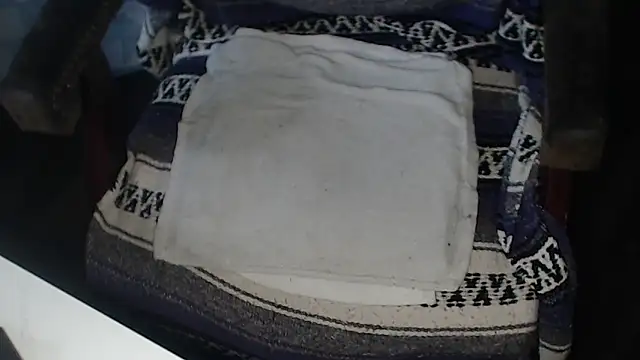 Snapshot of QueenDenizeAndTheCaptain chatting on October 18, 2025, 9:37 pm QueenDenizeAndTheCaptain online show from October 18, 2025, 9:37 pm