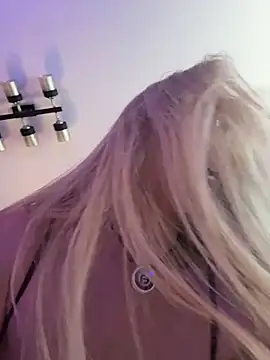 Snapshot of Blondie_Bunny chatting on February 21, 2026, 3:07 am Blondie Bunny online show from February 21, 2026, 3:07 am